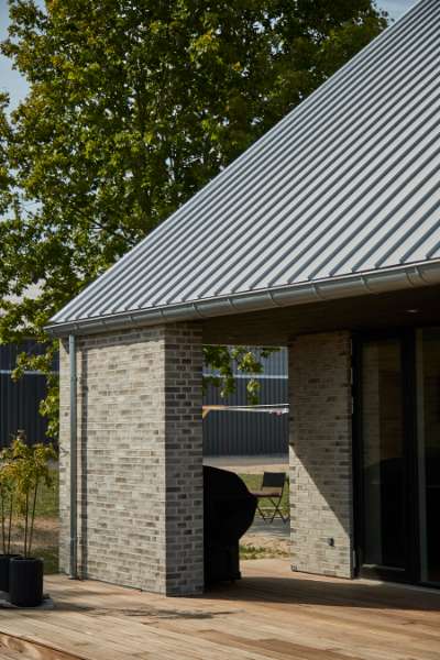 Nyt arkitekttegnet stuehus med frit udsyn til de åbne marker, Tostrupvej 131, Nibe